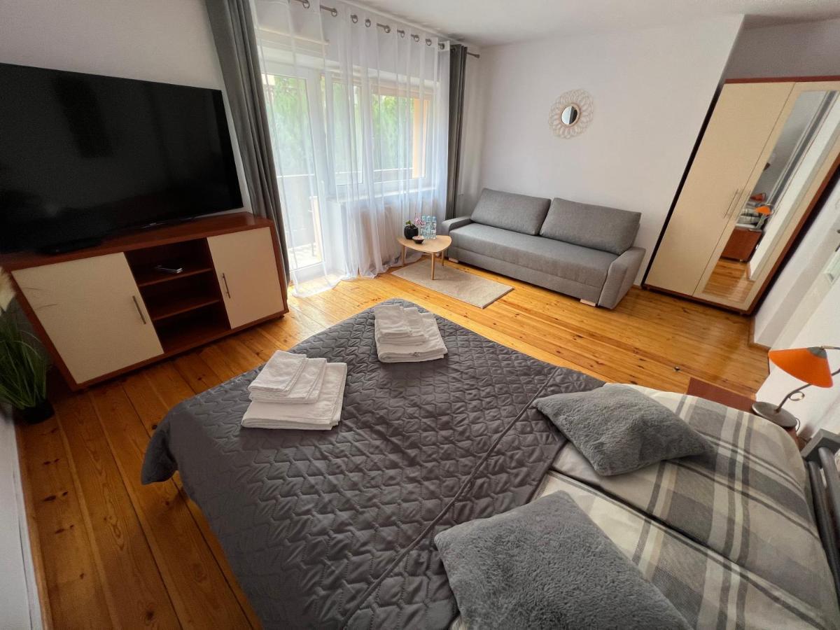 Essa - 2 Apartment